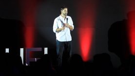 Bitcoin – A moeda na era digital | Fernando Ulrich | TEDxUFU