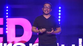 ¿Mejora la confianza en el gobierno utilizando Blockchain? | Mauricio Tovar | TEDxBarranquilla